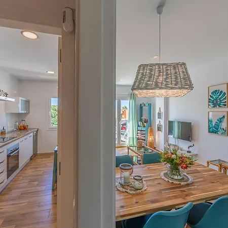 Apartment Con Jardin Privado - Simplytarifa Tarifa