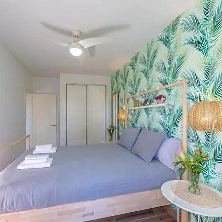 Apartment Con Jardin Privado - Simplytarifa