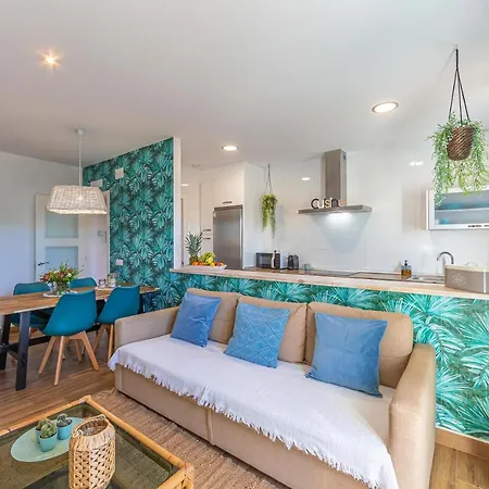 Con Jardin Privado - Simplytarifa Apartment *