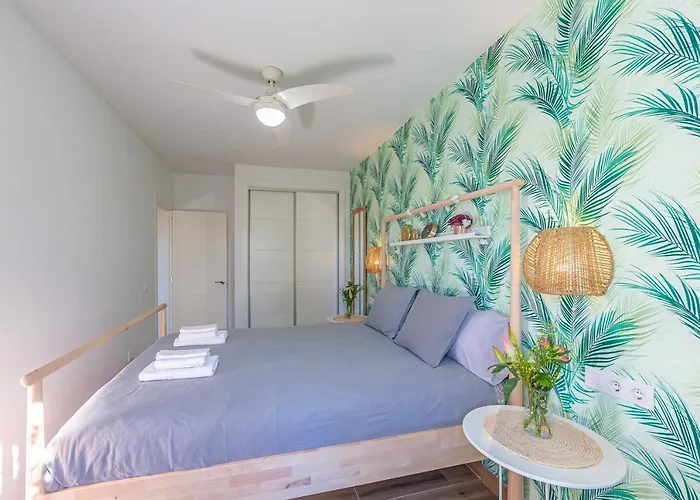 Apartament Con Jardin Privado - Simplytarifa