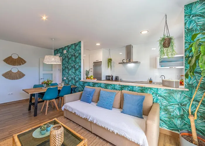Con Jardin Privado - Simplytarifa Apartament *