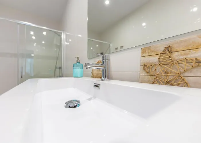 Con Jardin Privado - Simplytarifa Apartament *