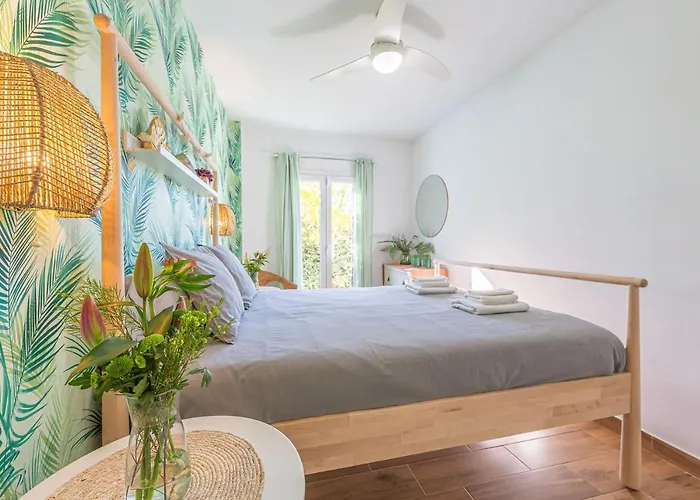 Con Jardin Privado - Simplytarifa Apartament *